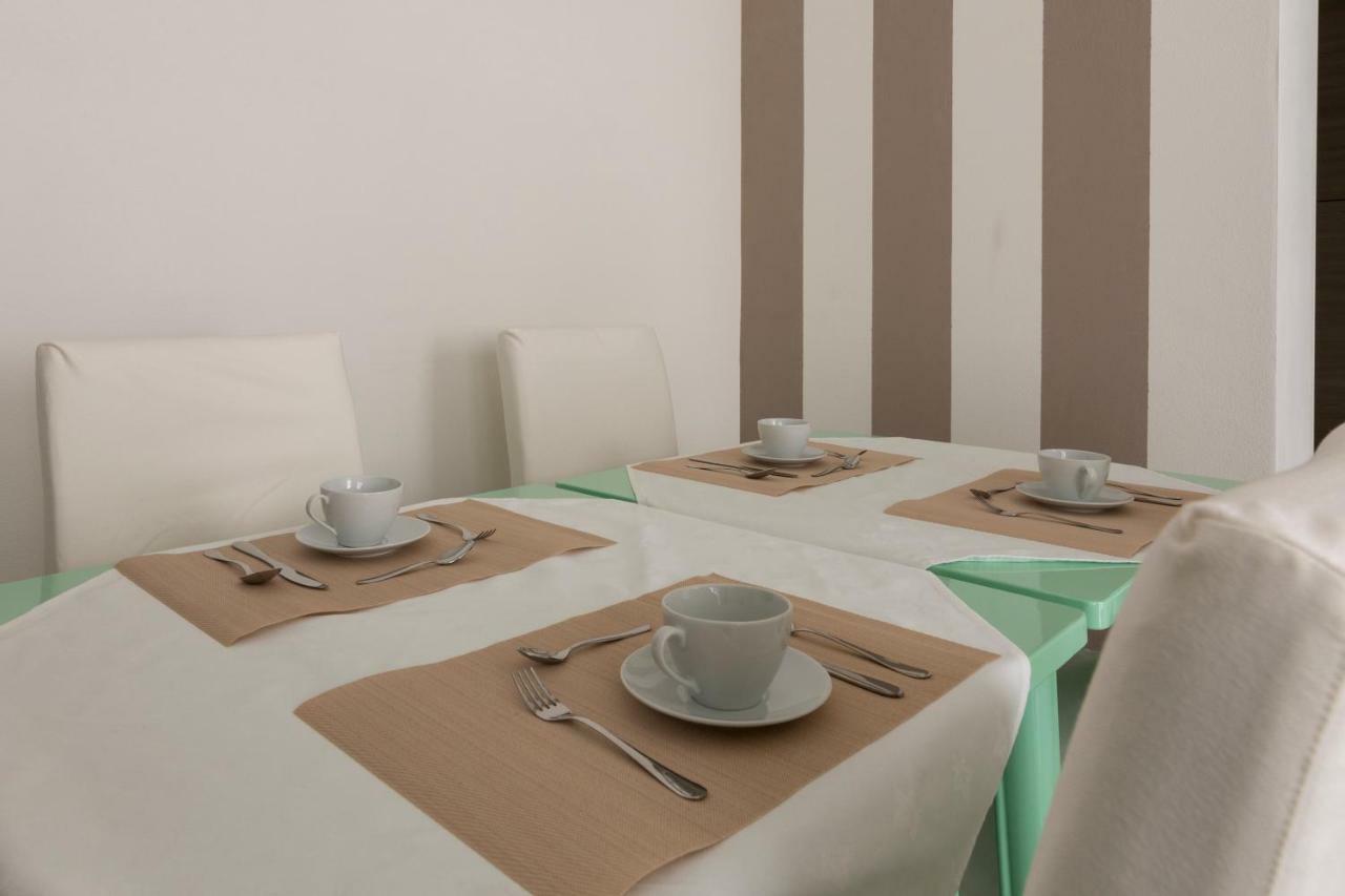 Merlo D'Oro Carrara Ngoại thất bức ảnh